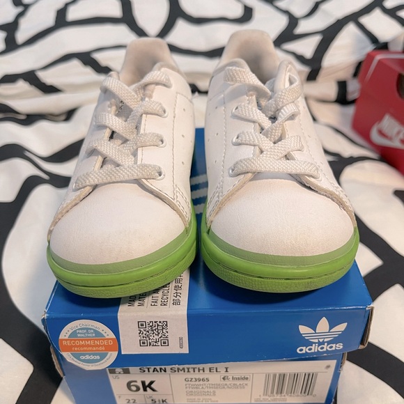 Adidas Stan Smith - Toddler - Picture 2 of 5